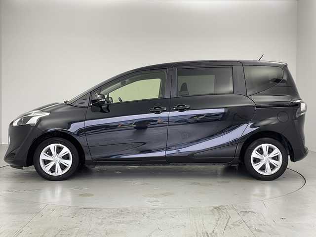 トヨタ シエンタ ハイブリッド ファンベースG セーフティED 茨城県 2021(令3)年 2.5万km ブラックマイカ 純正ナビ　パノラミックビューモニター　衝突軽減ブレーキ　両側電動スライドドア　クルーズコントロール　ＬＥＤライト　シートヒーター　ステアリングヒーター　コーナーセンサー　スマートキー　ＥＴＣ　禁煙車