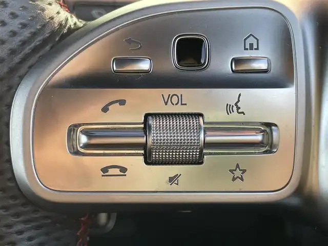 メルセデス・ベンツ Ｍ・ベンツ ＧＬＢ２００ｄ 4マチック AMGライン 和歌山県 2021(令3)年 7.2万km 白 純正ナビ/フルセグTV/全方位モニター/衝突軽減ブレーキ/レーダークルーズコントロール/ブラインドスポットモニター/ドアライブレコーダー/パワーバックドア/パワーシート/シートヒーター/シートメモリー/ルーフレール/LEDヘッドライト/オートライト