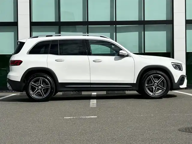 メルセデス・ベンツ Ｍ・ベンツ ＧＬＢ２００ｄ 4マチック AMGライン 和歌山県 2021(令3)年 7.2万km 白 純正ナビ/フルセグTV/全方位モニター/衝突軽減ブレーキ/レーダークルーズコントロール/ブラインドスポットモニター/ドアライブレコーダー/パワーバックドア/パワーシート/シートヒーター/シートメモリー/ルーフレール/LEDヘッドライト/オートライト