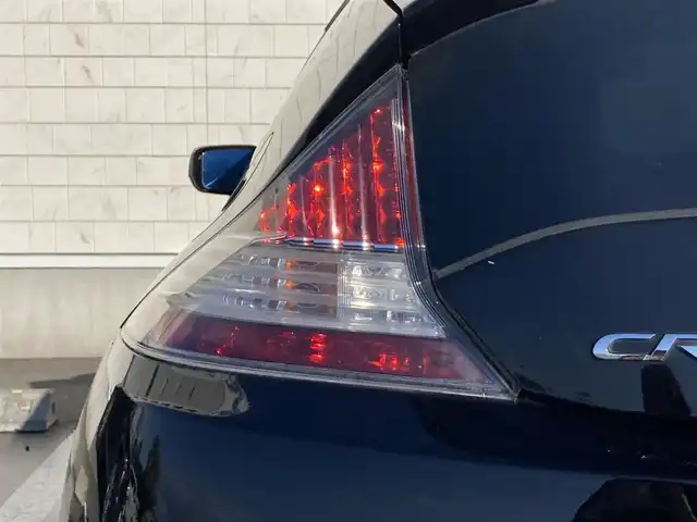 ホンダ ＣＲ－Ｚ α 静岡県 2010(平22)年 3.5万km クリスタルブラックパール 純正インターナビ(9NHF)/　AM FM CD DVD VIDEO/HIDオートヘッドランプ/革巻きステアリング/ステアリングスイッチ/スマートキー2本/ドライブモードセレクト/フロントフォグランプ/純正フロアマット+社外キルティング調マット/ビルトインETC/バックモニター/クルーズコントロール/社外16インチアルミホイール