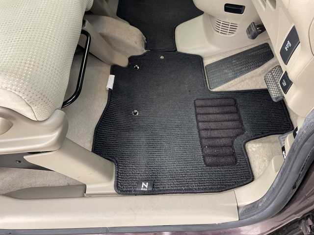 ホンダ Ｎ ＢＯＸ 2トーン G Lパッケージ 群馬県 2015(平27)年 5.2万km プレミアムディープモカパール 禁煙車　純正ナビ　バックカメラ　両側パワースライドドア　横滑り防止　アイドリングストップ　スマートキー　プッシュスタート　スペアキー　オートライト　オートエアコン　純正アルミホイール　電動格納ミラー