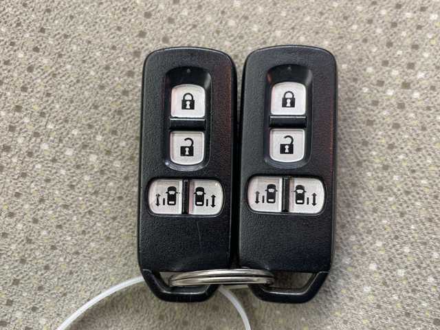 ホンダ Ｎ ＢＯＸ 2トーン G Lパッケージ 群馬県 2015(平27)年 5.2万km プレミアムディープモカパール 禁煙車　純正ナビ　バックカメラ　両側パワースライドドア　横滑り防止　アイドリングストップ　スマートキー　プッシュスタート　スペアキー　オートライト　オートエアコン　純正アルミホイール　電動格納ミラー