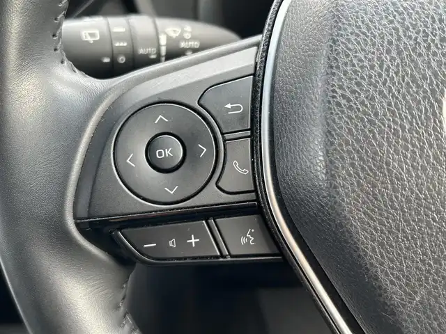 トヨタ ハリアー ハイブリッド Z 大阪府 2023(令5)年 2.1万km プラチナホワイトパールマイカ 純正１２．３型ディスプレイオーディオ（ナビあり）/・Applecarplay/andoroidauto/・フルセグ/BT/ＪＢＬサウンド/調光型ムーンルーフ/トヨタセーフティセンス/・レーダークルーズ/・レーンキープアシスト/・クリアランスソナー/・オートマチックハイビーム/ブラインドスポットモニター/デジタルインナーミラー/ヘッドアップディスプレイ/ハーフレザーシート/パワーシート/パワーバックドア/ドライブレコーダー/２．０ビルトインETC/純正アルミ/スペアキー