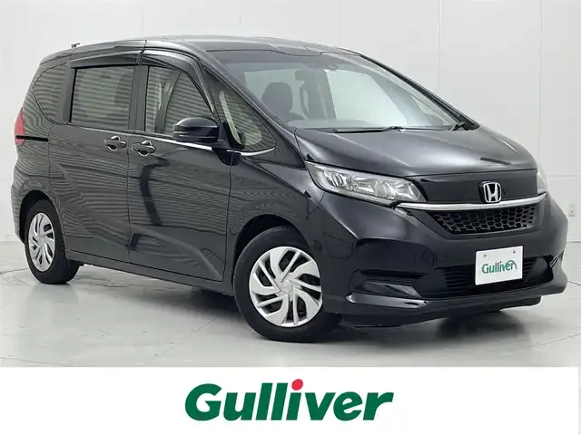 ホンダ フリード G ホンダセンシング 大阪府 2022(令4)年 2.6万km クリスタルブラックパール 純正ナビ/バックカメラ/ドアバイザー/フルセグテレビ/純正フロアマット/両側パワースライドドア/アイドリングストップ/ホンダセンシング