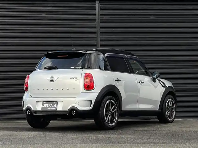 ＭＩＮＩ ミニ クロスオーバー クーパー S D 山梨県 2016(平28)年 5万km クリスタルシルバーM 社外ナビ（AVIC-ZH0777）/　（AM/FM/CD/DVD/MSV/BT/フルセグTV）/Bカメラ/パドルシフト/キセノンライト/ETC/ドアバイザー/純正17インチAW