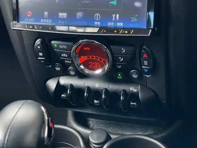 ＭＩＮＩ ミニ クロスオーバー クーパー S D 山梨県 2016(平28)年 5万km クリスタルシルバーM 社外ナビ（AVIC-ZH0777）/　（AM/FM/CD/DVD/MSV/BT/フルセグTV）/Bカメラ/パドルシフト/キセノンライト/ETC/ドアバイザー/純正17インチAW