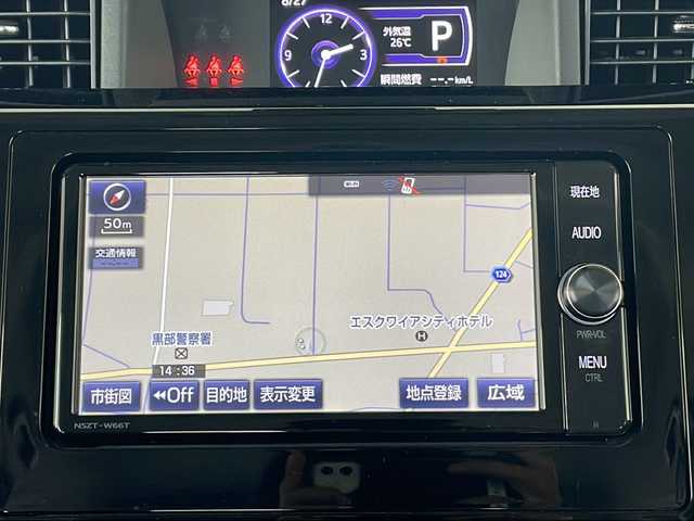 トヨタ ルーミー カスタムG S 富山県 2017(平29)年 3.3万km パールホワイトⅢ 4WD/純正ナビ/フルセグ/DVD/CD/BT/バックカメラ・ETC/衝突軽減ブレーキ/クルーズコントロール/レーンキープアシスト/LEDヘッドライト/フォグライト/純正14インチアルミホイール/プッシュエンジンスタート/アイドリングストップ/ドアバイザー/保証書・取扱説明書/スペアキー/スタッドレスセット積込み