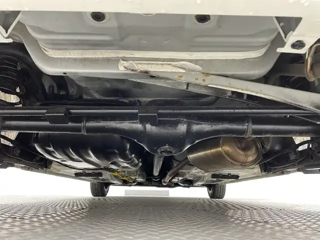 トヨタ ルーミー カスタムG S 新潟県 2017(平29)年 3.3万km パールホワイトⅢ 4WD/純正ナビ/フルセグ/DVD/CD/BT/バックカメラ・ETC/衝突軽減ブレーキ/クルーズコントロール/レーンキープアシスト/LEDヘッドライト/フォグライト/純正14インチアルミホイール/プッシュエンジンスタート/アイドリングストップ/ドアバイザー/保証書・取扱説明書/スペアキー/スタッドレスセット積込み
