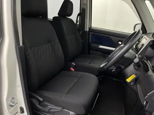 トヨタ ルーミー カスタムG S 新潟県 2017(平29)年 3.3万km パールホワイトⅢ 4WD/純正ナビ/フルセグ/DVD/CD/BT/バックカメラ・ETC/衝突軽減ブレーキ/クルーズコントロール/レーンキープアシスト/LEDヘッドライト/フォグライト/純正14インチアルミホイール/プッシュエンジンスタート/アイドリングストップ/ドアバイザー/保証書・取扱説明書/スペアキー/スタッドレスセット積込み