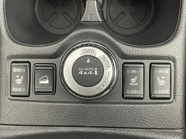 日産 エクストレイル 20Xi エクストリーマーX 道央・札幌 2020(令2)年 6.2万km ダイヤモンドブラック ・４WD/・プロパイロット/・純正ナビ/　CD/DVD/SD/BT/フルセグ/・アラウンドビューモニター/・デジタルインナーミラー/・ビルトインETC/・純正ドライブレコーダー/・エマージェンシーブレーキ/・レーンキープアシスト/・レーダークルーズコントロール/・パーキングアシスト/・ダウンヒルアシストコントロール/・カプロンシート/・全席シートヒーター/・LEDヘッドライト/・フォグライト/・オートライト/・プッシュスタート/・スマートキー/・純正フロアマット/・ドアバイザー