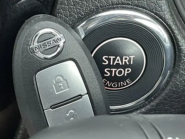 日産 エクストレイル 20Xi エクストリーマーX 道央・札幌 2020(令2)年 6.2万km ダイヤモンドブラック ・４WD/・プロパイロット/・純正ナビ/　CD/DVD/SD/BT/フルセグ/・アラウンドビューモニター/・デジタルインナーミラー/・ビルトインETC/・純正ドライブレコーダー/・エマージェンシーブレーキ/・レーンキープアシスト/・レーダークルーズコントロール/・パーキングアシスト/・ダウンヒルアシストコントロール/・カプロンシート/・全席シートヒーター/・LEDヘッドライト/・フォグライト/・オートライト/・プッシュスタート/・スマートキー/・純正フロアマット/・ドアバイザー