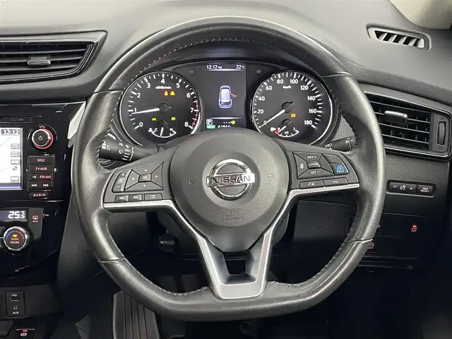 日産 エクストレイル 20Xi エクストリーマーX 道央・札幌 2020(令2)年 6.2万km ダイヤモンドブラック ・４WD/・プロパイロット/・純正ナビ/　CD/DVD/SD/BT/フルセグ/・アラウンドビューモニター/・デジタルインナーミラー/・ビルトインETC/・純正ドライブレコーダー/・エマージェンシーブレーキ/・レーンキープアシスト/・レーダークルーズコントロール/・パーキングアシスト/・ダウンヒルアシストコントロール/・カプロンシート/・全席シートヒーター/・LEDヘッドライト/・フォグライト/・オートライト/・プッシュスタート/・スマートキー/・純正フロアマット/・ドアバイザー
