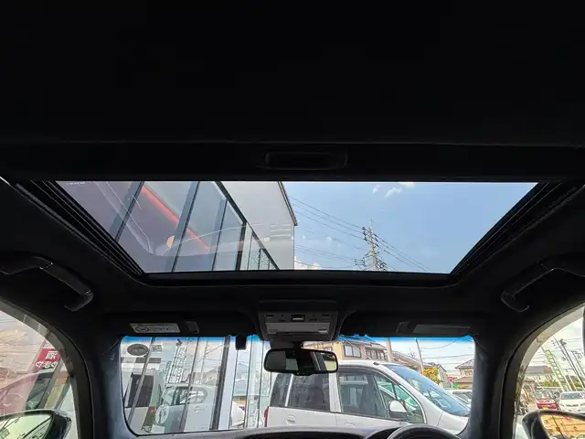 レクサス ＬＳ 600h Fスポーツ 宮城県 2016(平28)年 3.5万km スターライトブラックガラスフレーク 登録時走行距離３４５７４ｋｍ/サンルーフ/純正ナビ/・フルセグテレビ/・Bluetooth/・CD/DVD/・AM/FM/純正プレミアムサウンドシステム/ＨＥＩＧＨＴＨＩＧＨ（エアーサスペンション）/ＥＴＣ２，０/パワーシート（Ｄ席＋Ｎ席）/シートヒーター/シートエアコン/ステアリングヒーター/ブレーキホールド/バックカメラ/ブラインドスポットモニター/クリアランスソナー/オートライト/オートマチックハイビーム/ウインカーミラー/電格ミラー/ドアバイザー