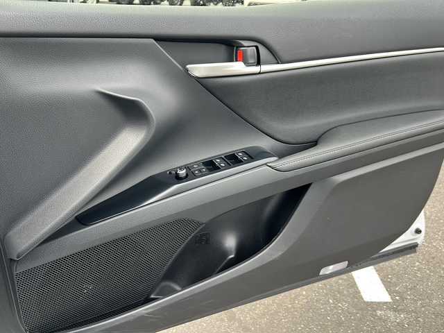トヨタ カムリ WSレザーパッケージ 茨城県 2019(平31)年 2.8万km プラチナホワイトパールマイカ 横滑り防止装置/衝突被害軽減システム/コーナーセンサー前後/パワーシート/レーンキープアシスト/盗難防止装置/オートライト/オートマチックハイビーム/電動リアゲート/Bluetooth/USB入力端子/LEDヘッドライト/ETC/バックカメラ/フルセグTV/SDナビ/ドライブレコーダー/レザーシート/18インチ純正アルミホイール/シートヒーター/寒冷地仕様/パーキングアシスト