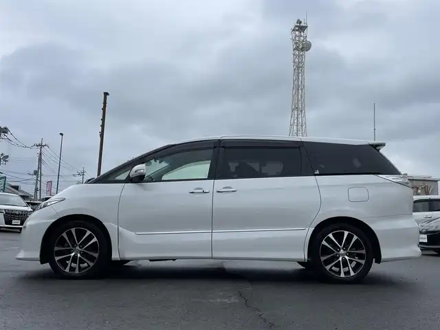 トヨタ エスティマ アエラス プレミアムエディション 群馬県 2015(平27)年 2.2万km ホワイトパールクリスタルシャイン 純正ＯＰナビ/ＴＶ・Ｂｌｕｅｔｏｏｔｈ・ＣＤ・ＤＶＤ/両側パワースライドドア/クルーズコントロール/ビルトインＥＴＣ/Ｂカメラ/ハーフレザーシート/２列目オットマン/スペアキー×１/前方ドラレコ/Ｄ席パワーシート/純正フロアマット/ドアバイザー/純正AW/オートライト