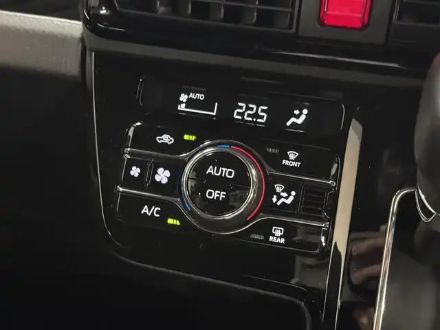 ダイハツ タント カスタム RS セレクション 三重県 2020(令2)年 6万km ブラックマイカメタリック ガソリン・ターボ/FF/インパネCVT/純正 9インチナビ NSZN-Y70DS/（CD/DVD/TV/iPod/MEMORY MUSIC/SD/Bluetooth/FM/AM/USB/HDMI/ドラレコ）/バックカメラ/両側パワースライドドア（ワンタッチオープン機能/ウェルカムオープン機能/タッチ＆ゴーロック機能付）/ドライブレコーダー 前方/ビルトインETC/スマートアシスト3/・衝突回避支援ブレーキ機能（対車両・対歩行者）/・衝突警報機能（対車両・対歩行者）/・ブレーキ制御付誤発進抑制機能（前方・後方）/・レーダークルコン/・レーンキープコントロール（LKC）/・車線逸脱抑制制御機能/・車線逸脱警報機能/・コーナーセンサー（フロント２個／リヤ２個）/・標識認識機能（進入禁止）/装備/・ハーフレザーシート/・シートヒーター（D/N）/・オートエアコン/・オートライト/・LED ヘッドランプ＋サイドビューランプ＋フロントフォグランプ/・運転席ロングスライド機能/・ステアリングスイッチ/・充電用USBジャック（タイプA）/・プッシュスタート/・純正15inAW/・スマートキーx1/など