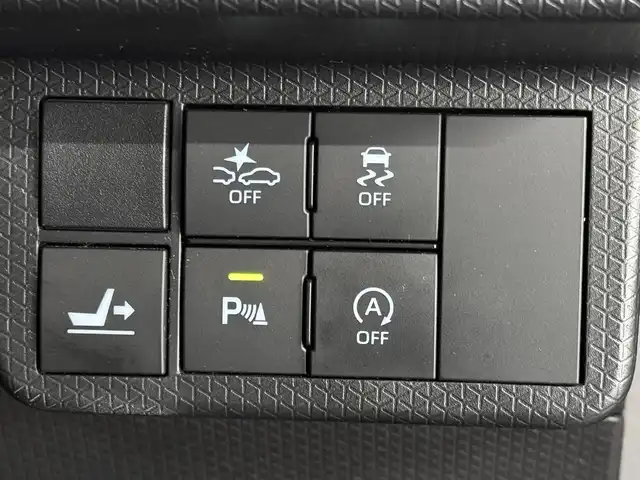 ダイハツ タント カスタム RS セレクション 三重県 2020(令2)年 6万km ブラックマイカメタリック ガソリン・ターボ/FF/インパネCVT/純正 9インチナビ NSZN-Y70DS/（CD/DVD/TV/iPod/MEMORY MUSIC/SD/Bluetooth/FM/AM/USB/HDMI/ドラレコ）/バックカメラ/両側パワースライドドア（ワンタッチオープン機能/ウェルカムオープン機能/タッチ＆ゴーロック機能付）/ドライブレコーダー 前方/ビルトインETC/スマートアシスト3/・衝突回避支援ブレーキ機能（対車両・対歩行者）/・衝突警報機能（対車両・対歩行者）/・ブレーキ制御付誤発進抑制機能（前方・後方）/・レーダークルコン/・レーンキープコントロール（LKC）/・車線逸脱抑制制御機能/・車線逸脱警報機能/・コーナーセンサー（フロント２個／リヤ２個）/・標識認識機能（進入禁止）/装備/・ハーフレザーシート/・シートヒーター（D/N）/・オートエアコン/・オートライト/・LED ヘッドランプ＋サイドビューランプ＋フロントフォグランプ/・運転席ロングスライド機能/・ステアリングスイッチ/・充電用USBジャック（タイプA）/・プッシュスタート/・純正15inAW/・スマートキーx1/など
