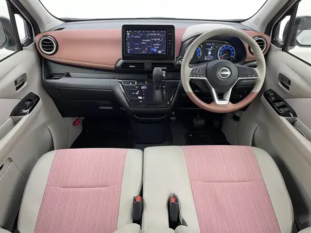 日産 デイズ ボレロ 宮城県 2024(令6)年 0.3万km ホワイトパール 純正９型ナビ　/アラウンドビューモニター　/ナビ連動ドライブレコーダー　/ＬＥＤヘッドライト　/ＥＴＣ２．０　/専用１４インチアルミホイール　/エマージェンシーブレーキ　/車線逸脱警報　/オートハイビーム　/禁煙車