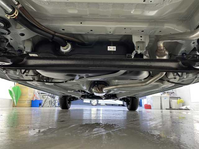 スズキ ハスラー HYBRID X 滋賀県 2025(令7)年 0.1万km未満 オフブルーメタリック/ソフトベージュメタリック 届出済未使用車/２トーンカラー仕様/純正９型ナビ/【CD/DVD/Bluetooth/フルセグTV/AppleCarPlay】/全方位モニター/スズキセーフティサポート/・デュアルカメラブレーキサポート/・誤発進抑制機能/・車線逸脱抑制機能/・車線逸脱警報機能/・ふらつき警報機能/・先行車発進お知らせ機能/・アダプティブクルーズコントロール/・ハイビームアシスト/・標識認識機能/・後退時ブレーキサポート/・後方誤発進抑制機能/シートヒーター/ステアリングスイッチ/ＬＥＤライト/オートライト/コーナーセンサー