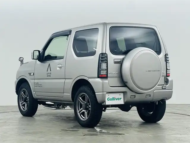 スズキ ジムニー ランドベンチャー 福島県 2018(平30)年 2.4万km スチールシルバーM 社外ナビ/・型番：MDV-S706/・フルセグTV/CD/DVD/Bluetooth/・ETC/・ドライブレコーダー/4WD/革巻きステアリング/・ステアリングリモコン/ハーフレザーシート/・シートヒーター/電動格納ミラー/純正フロアマット/ドアバイザー