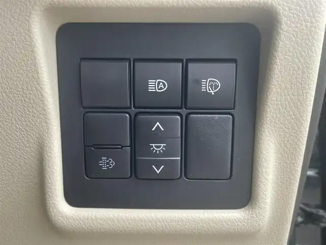 トヨタ ランドクルーザー プラド TX Lパッケージ マットブラED 愛媛県 2023(令5)年 2万km ブラック マットブラックエディション/サンルーフ/プラドスーパーライブサウンドシステム/メーカーオプションナビ/Bluetooth/アラウンドビューモニター/ビルトインETC2.0/本革シート/前席シートヒーター/前席エアシート/ルーフレール/レーダークルーズコントロール/レーンキープアシストシステム/衝突被害軽減ブレーキ/ブラインドスポットモニター/LEDヘッドライト/オートライト/オートマチックハイビーム/フォグランプ/スマートキー/プッシュスタート