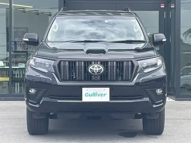 トヨタ ランドクルーザー プラド TX Lパッケージ マットブラED 愛媛県 2023(令5)年 2万km ブラック マットブラックエディション/サンルーフ/プラドスーパーライブサウンドシステム/メーカーオプションナビ/Bluetooth/アラウンドビューモニター/ビルトインETC2.0/本革シート/前席シートヒーター/前席エアシート/ルーフレール/レーダークルーズコントロール/レーンキープアシストシステム/衝突被害軽減ブレーキ/ブラインドスポットモニター/LEDヘッドライト/オートライト/オートマチックハイビーム/フォグランプ/スマートキー/プッシュスタート