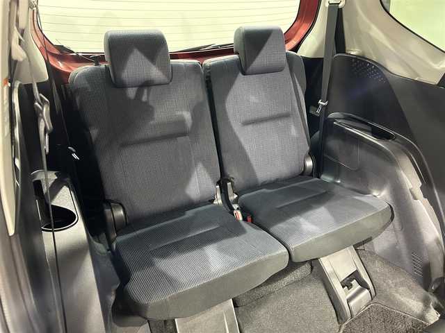 トヨタ シエンタ G 愛知県 2018(平30)年 2.7万km レッドマイカM 純正ＳＤナビ/(FM/AM/CD・DVD再生/Bluetooth/フルセグTV/SD)/トヨタセーフティセンス　/　　-プリクラッシュセーフティ　/　　-オートマチックハイビーム　/　　-レーンディパーチャーアラート/両側パワースライドドア　/ビルトインＥＴＣ　/バックカメラ　/ドライブレコーダー　/LEDヘッドライト/プッシュスタート/　　-スマートキー