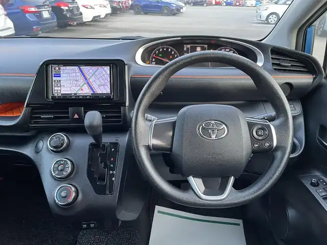 トヨタ シエンタ X 石川県 2019(令1)年 6.1万km コバルトブルーメタリック 社外メモリーナビ/フルセグTV/ETC/パワースライドドア/キーレス/レーダーブレーキ/レーンキープアシスト/ドライブレコーダー/保証書