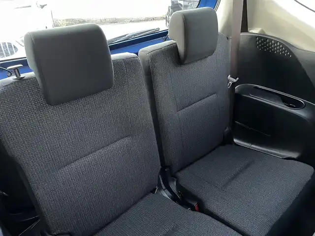 トヨタ シエンタ X 石川県 2019(令1)年 6.1万km コバルトブルーメタリック 社外メモリーナビ/フルセグTV/ETC/パワースライドドア/キーレス/レーダーブレーキ/レーンキープアシスト/ドライブレコーダー/保証書