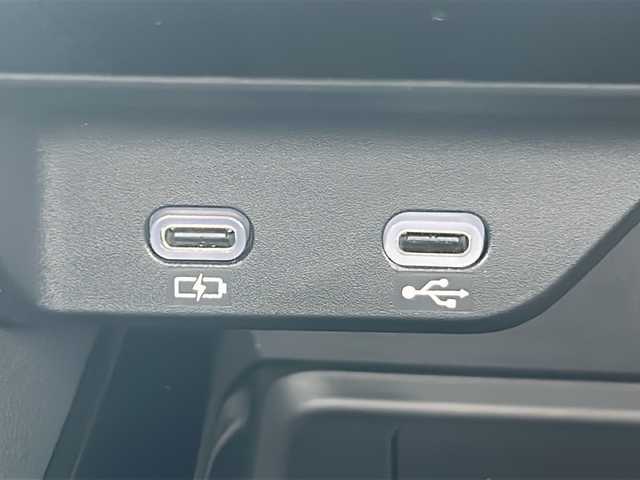 トヨタ アルファード Z 愛知県 2024(令6)年 0.9万km プラチナホワイトパールマイカ /禁煙//ワンオーナー//サンルーフ //デジタルインナーミラー//メーカーナビ //全方位カメラ//フルセグ/USB/BT/Miracast/HDMI//純正フリップダウンモニター//AC100V //置くだけ充電 //純正18AW//スペアタイヤ //パワーバックドア//両側パワースライドドア//ビルトインETC2.0 //オートリトラウィンカーミラー//黒革 //パワーシート //シートヒーター //エアシート//LEDオートライト //フォグ //オートハイビーム//PCS/ACC/RSA/LDA/RCTA/BSM/PKSB//安心降車アシスト//クリアランスソナー //コンビステア //ステアスイッチ//スマートキー //純正マット //純正バイザー//保証書 //取説 //記録簿 //スペアキー