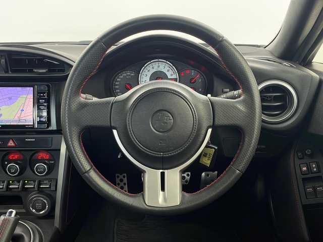 トヨタ ８６ GT 栃木県 2012(平24)年 5万km クリスタルブラックシリカ 社外SDナビ/　（Bluetooth/フルセグTV/CD/USBFM/AM）/フルエアロ/ETC2.0/バックカメラ/ドアスタビライザー/フェンダーフィン/HIDヘッドライト/フォグランプ/電動格納ミラー/横滑り防止機能/純正17インチアルミホイール/純正フロアマット/プッシュスタート/スマートキー×2本/カーテンエアバッグ