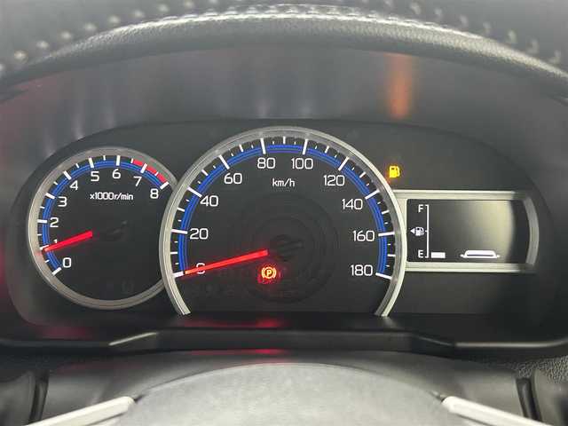 トヨタ ルーミー カスタムG 埼玉県 2022(令4)年 2.8万km パールホワイトⅢ 純正９型ディスプレイオーディオ　パノラミックビューモニター　電動パーキングブレーキ　ドライブレコーダーシートヒーター　ＥＴＣ　ＬＥＤヘッドライト