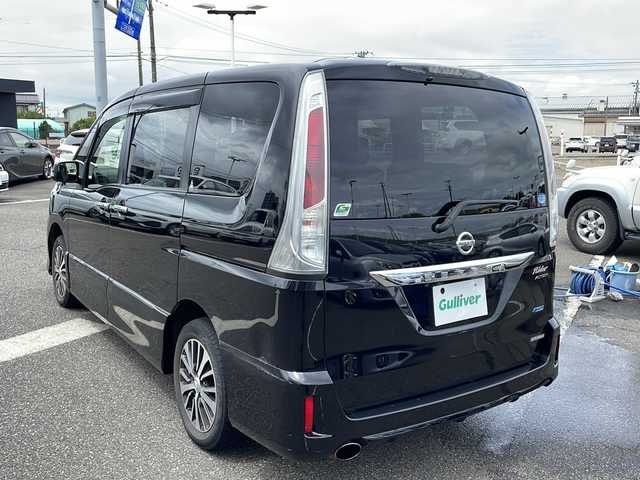日産 セレナ ライダー 新潟県 2012(平24)年 11万km 黒 純正ナビ/（DTV/DVD/Bluetooth）/アルパイン製フリップダウン/冬タイヤ積載/左パワースライドドア/ビルドインETC/バックカメラ/サンシェード/HIDヘッドライト/フォグランプ/ウィンカーミラー/電格ミラー