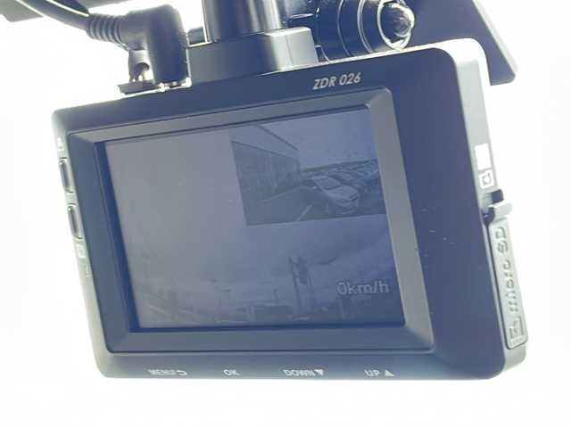 日産 セレナ ライダー 新潟県 2012(平24)年 11万km 黒 純正ナビ/（DTV/DVD/Bluetooth）/アルパイン製フリップダウン/冬タイヤ積載/左パワースライドドア/ビルドインETC/バックカメラ/サンシェード/HIDヘッドライト/フォグランプ/ウィンカーミラー/電格ミラー