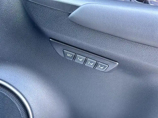 レクサス ＮＸ 300h Iパッケージ 宮城県 2018(平30)年 5.7万km ソニッククォーツ パーキングサポートブレーキ（静止物）/OP18インチAW/＝＝＝/セーフティシステムプラス/・プリクラッシュセーフティ/・レーンディパーチャーアラート/・アダプティブハイビームシステム/・レーダークルーズコントロール/純正ナビ/・CD/DVD/・Bluetooth/・フルセグTV/サイドカメラ/バックカメラ/ビルトインETC2.0/ドライブレコーダー/パワーバックドア/L_tex（合皮）シート/シートヒーター/ステアリングヒーター/パワーシート（運転席メモリー機能付）/革巻きステアリング/パドルシフト/ステアリングスイッチ/電動パーキングブレーキ/ブレーキホールド/角型LEDヘッドランプ/フォグランプ/オートライト/スマートキー＆プッシュスタート/電動格納ミラー/純正フロアマット/トノカバー/W/サイド/カーテン/ニーエアバッグ