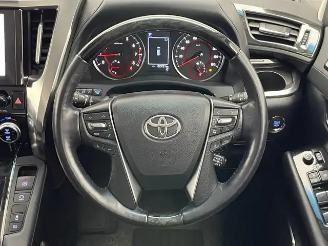 トヨタ アルファード S Cパッケージ 愛知県 2021(令3)年 2.3万km ホワイトパールクリスタルシャイン 純正９型ナビ　ＢＳＭ　三眼ＬＥＤ　純正フリップダウンモニター　デジイン　追従くクルコン　セーフティセンス　ミラキャスト　ｎａｎｏｅ　黒レザ‐　禁煙車　フルセグＴＶ　ＤＶＤ　車線逸脱　衝突軽減　両側パワスラ　エアシート　メモリーシート　１００V充電　ステアリングヒーター　フォグランプ　コーナーセンサー　Bluetooth　サンルーフ　オットマン　