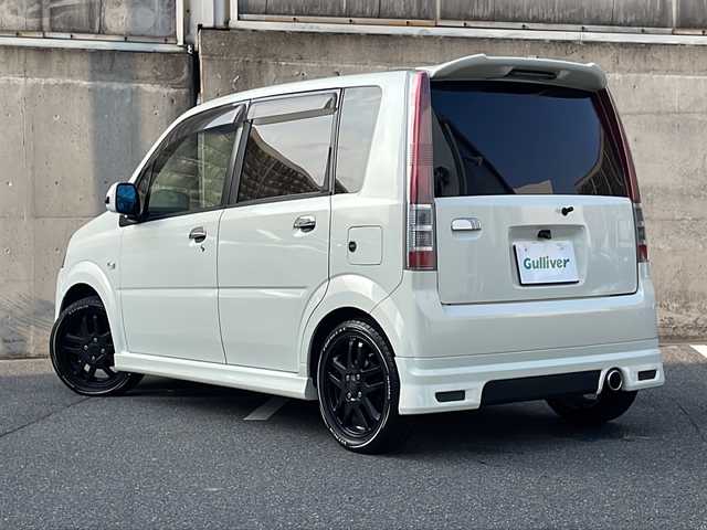 ダイハツ ムーヴ カスタム RS LTD 愛知県 2003(平15)年 13.8万km ホワイトパールマイカ SPORZAエアロ/carrozzeriaオーディオ/CD/AUX/KENWOODツィーター/MUGENドアハンドルプロテクター/純正サイドシルプレート/LEVOCペダルカバー/momoステアリング/オートゲージ追加メーター/内外気温度計/パワーバー/合皮シートカバー/社外フロアマット/社外ドアバイザー/JASMAマフラー/電格ミラー/ISOFIX/ベンチシート/センターコンソール/デュアルグローブボックス/フォグランプ/アクセサリーソケット/記録簿（H28、H30、R2、R4、R6)/スペアキー