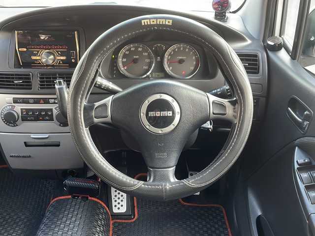 ダイハツ ムーヴ カスタム RS LTD 愛知県 2003(平15)年 13.8万km ホワイトパールマイカ SPORZAエアロ/carrozzeriaオーディオ/CD/AUX/KENWOODツィーター/MUGENドアハンドルプロテクター/純正サイドシルプレート/LEVOCペダルカバー/momoステアリング/オートゲージ追加メーター/内外気温度計/パワーバー/合皮シートカバー/社外フロアマット/社外ドアバイザー/JASMAマフラー/電格ミラー/ISOFIX/ベンチシート/センターコンソール/デュアルグローブボックス/フォグランプ/アクセサリーソケット/記録簿（H28、H30、R2、R4、R6)/スペアキー