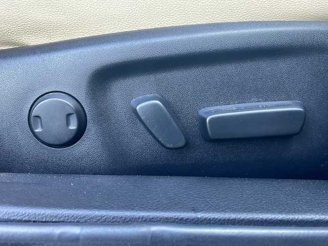 トヨタ マークＸ PREMIUM 茨城県 2013(平25)年 8.4万km ダークレッドマイカメタリック G’s仕様フロントバンパー/リヤバンパー/純正HDDナビ/　　BT/CD/DVD/フルセグ/バックカメラ/シートヒーター/パワーシート/HIDオートライト/木目調パネル/社外20インチアルミホイール/ドライブレコーダー/ETC
