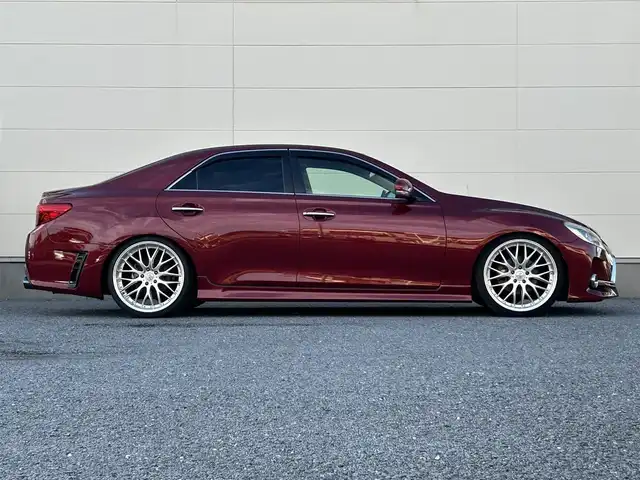 トヨタ マークＸ PREMIUM 茨城県 2013(平25)年 8.4万km ダークレッドマイカメタリック G’s仕様フロントバンパー/リヤバンパー/純正HDDナビ/　　BT/CD/DVD/フルセグ/バックカメラ/シートヒーター/パワーシート/HIDオートライト/木目調パネル/社外20インチアルミホイール/ドライブレコーダー/ETC