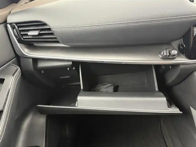 日産 エクストレイル X e－4ORCE 愛知県 2022(令4)年 9.7万km ブリリアントホワイトパール メーカー純正12.3インチナビ/・フルセグTV/Bluetooth/USB/CarPlay/アラウンドビューモニター/ビルドインETC/純正前後ドライブレコーダー/パワーバックドア/インテリジェントルームミラー/プロパイロット/エマージェンシーブレーキ/MOD（踏み間違え防止）/トランク内1500W電源/前席パワーシート/前席シートヒーター/ステアリングヒーター/純正18インチアルミホイール/純正フロアマット/ボンネットガード/サイドバイザー/テレビキャンセラー
