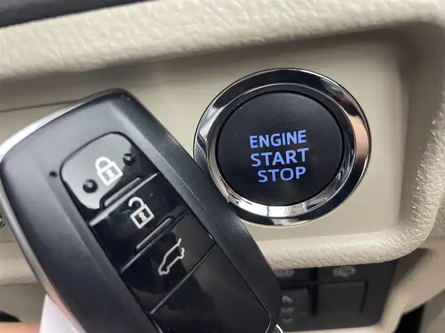 トヨタ ランドクルーザー プラド TX Lパッケージ マットブラED 茨城県 2023(令5)年 4.7万km ブラック 社外9型ナビ/バックカメラ/フルセグ/USB/HDMI/サンルーフ/衝突被害軽減ブレーキ/車線逸脱抑制装置/レーダークルーズコントロール/オートマチックハイビーム/クリアランスソナー/ETC/シートヒーター/ベンチレーション/純正18インチAW/LEDヘッドライト/スマートキー