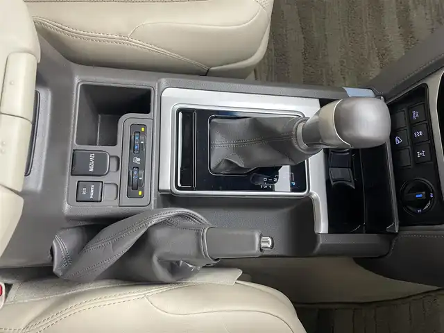 トヨタ ランドクルーザー プラド TX Lパッケージ マットブラED 茨城県 2023(令5)年 4.7万km ブラック 社外9型ナビ/バックカメラ/フルセグ/USB/HDMI/サンルーフ/衝突被害軽減ブレーキ/車線逸脱抑制装置/レーダークルーズコントロール/オートマチックハイビーム/クリアランスソナー/ETC/シートヒーター/ベンチレーション/純正18インチAW/LEDヘッドライト/スマートキー