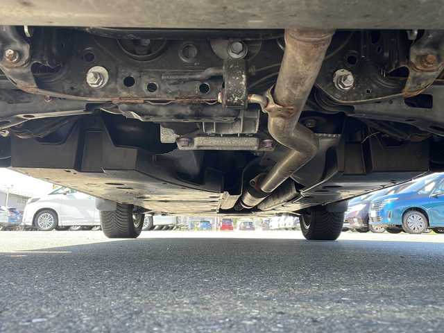 トヨタ ＲＡＶ４ G Zパッケージ 岩手県 2019(令1)年 6.5万km ホワイトパールクリスタルシャイン 純正SDナビ/AM/FM/CD/DVD/Bluetooth/純正エンジンスターター/デジタルインナーミラー/パワーバックドア/寒冷地仕様/ステアリングヒーター/フルセグTV/純正オーディオ/バックカメラ/ETC2.0/純正ドライブレコーダー/レーダークルーズコントロール/衝突被害軽減ブレーキ/レーンキープアシスト/横滑り防止装置/D席パワーシート/シートヒーター/オートライト/オートハイビーム/LEDヘッドライト/フォグランプ/スマートキー/プッシュスタート/電動格納ミラー/純正18インチAW/純正フロアマット/純正ドアバイザー/保証書/取扱説明書
