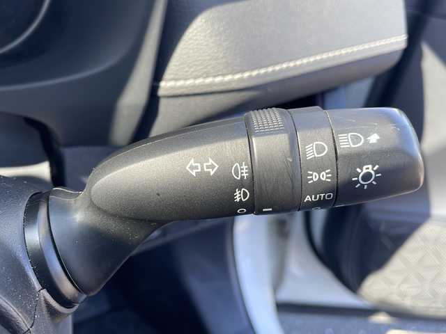 トヨタ ＲＡＶ４ G Zパッケージ 岩手県 2019(令1)年 6.5万km ホワイトパールクリスタルシャイン 純正SDナビ/AM/FM/CD/DVD/Bluetooth/純正エンジンスターター/デジタルインナーミラー/パワーバックドア/寒冷地仕様/ステアリングヒーター/フルセグTV/純正オーディオ/バックカメラ/ETC2.0/純正ドライブレコーダー/レーダークルーズコントロール/衝突被害軽減ブレーキ/レーンキープアシスト/横滑り防止装置/D席パワーシート/シートヒーター/オートライト/オートハイビーム/LEDヘッドライト/フォグランプ/スマートキー/プッシュスタート/電動格納ミラー/純正18インチAW/純正フロアマット/純正ドアバイザー/保証書/取扱説明書