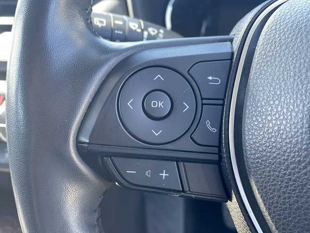 トヨタ ＲＡＶ４ G Zパッケージ 岩手県 2019(令1)年 6.5万km ホワイトパールクリスタルシャイン 純正SDナビ/AM/FM/CD/DVD/Bluetooth/純正エンジンスターター/デジタルインナーミラー/パワーバックドア/寒冷地仕様/ステアリングヒーター/フルセグTV/純正オーディオ/バックカメラ/ETC2.0/純正ドライブレコーダー/レーダークルーズコントロール/衝突被害軽減ブレーキ/レーンキープアシスト/横滑り防止装置/D席パワーシート/シートヒーター/オートライト/オートハイビーム/LEDヘッドライト/フォグランプ/スマートキー/プッシュスタート/電動格納ミラー/純正18インチAW/純正フロアマット/純正ドアバイザー/保証書/取扱説明書