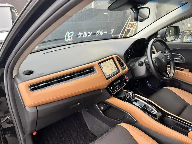 ホンダ ヴェゼル ハイブリッド Z ホンダセンシング 滋賀県 2020(令2)年 6.3万km クリスタルブラックパール 純正8インチナビ/Bluetooth/CD/DVD/iPod/AUX/フルセグTV/バックカメラ/追従クルーズコントロール/ホンダセンシング/ハーフレザーシート/シートヒーター/純正17インチアルミホイール/ETC