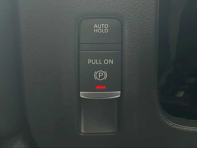 日産 セレナ e－パワー ハイウェイスター V 三重県 2025(令7)年 0.1千km プリズムホワイト 登録済未使用車/純正12.3型ナビ/全周囲カメラ/ワイヤレス充電器/プロパイロット/BSM/ビルトインETC2.0/デジタルインナーミラー/両側パワースライドドア/スペアキー/USB・タイプC給電ポート/レーダークルーズコントロール/レーンキープアシスト/衝突軽減ブレーキ/革巻きステアリング/ステアリングスイッチ/LEDヘッドライト/オートハイビーム/オートライト/電子パーキング/ウォークスルー/電動格納ミラー/禁煙車