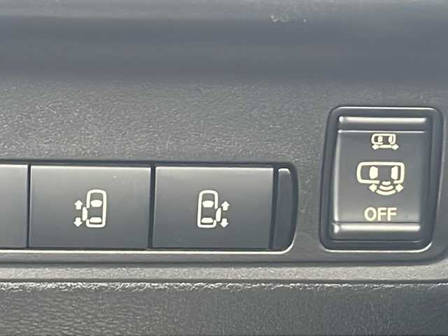 日産 セレナ e－パワー ハイウェイスター V 三重県 2025(令7)年 0.1千km プリズムホワイト 登録済未使用車/純正12.3型ナビ/全周囲カメラ/ワイヤレス充電器/プロパイロット/BSM/ビルトインETC2.0/デジタルインナーミラー/両側パワースライドドア/スペアキー/USB・タイプC給電ポート/レーダークルーズコントロール/レーンキープアシスト/衝突軽減ブレーキ/革巻きステアリング/ステアリングスイッチ/LEDヘッドライト/オートハイビーム/オートライト/電子パーキング/ウォークスルー/電動格納ミラー/禁煙車