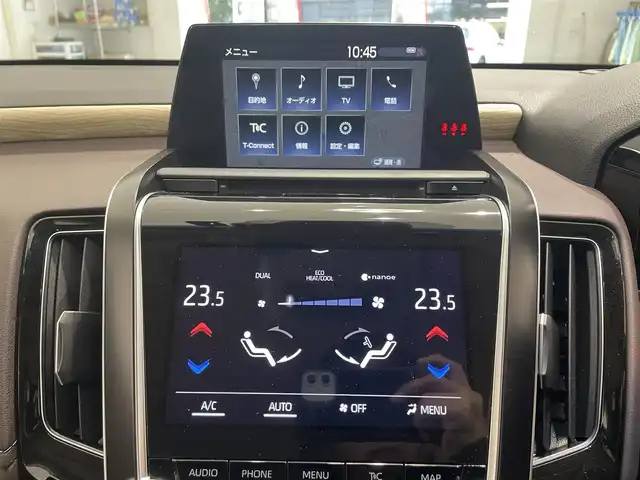 トヨタ クラウン ハイブリッド G 宮城県 2019(平31)年 1.1万km ホワイトパールクリスタルシャイン トヨタセーフティセンス/・プリクラッシュセーフティ/・レーンキープアシスト/・パーキングサポートブレーキ/・リアクロストラフィックアラート/・クリアランスソナー/・ブラインドスポットモニター/・ロードサインアシスト/・先行車発進告知/・車線逸脱警報装置/純正ナビ/・フルセグTV/BT/CD/DVD/・ビルドインETC/・バックカメラ/・ドライブレコーダー/アイドリングストップ/電子パーキング/・オートブレーキホールド/ヘッドアップディスプレイ/革巻きステアリング/・ステアリングスイッチ/パワーシート（全席）/・シートヒーター（運転席/助手席）/プッシュスタート/・スマートキー/LEDヘッドライト/・オートライト/・フォグライト/純正フロアマット